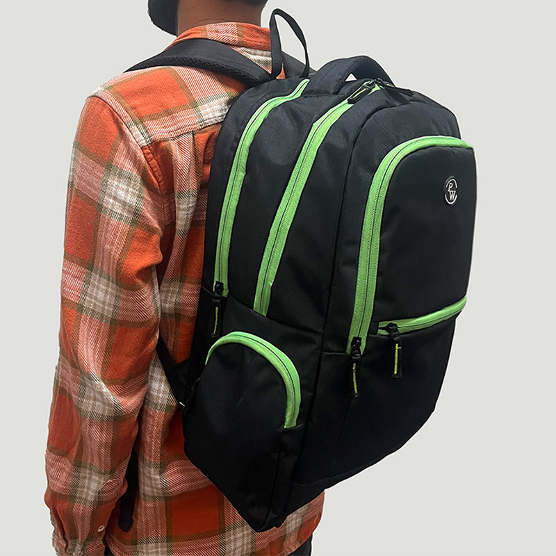 Black Highlighted Zipper Black Bag | Chlorophyll Green